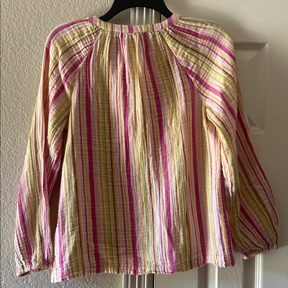 Old Navy Pink and Yellow Relaxed Blouse with Mandarin Collar - Picture 5 of 5